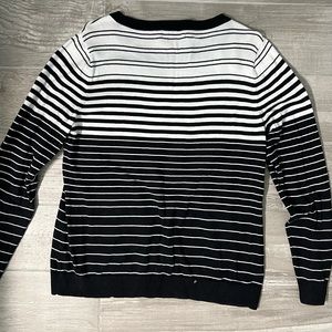 Liz Claiborne black and white sweater